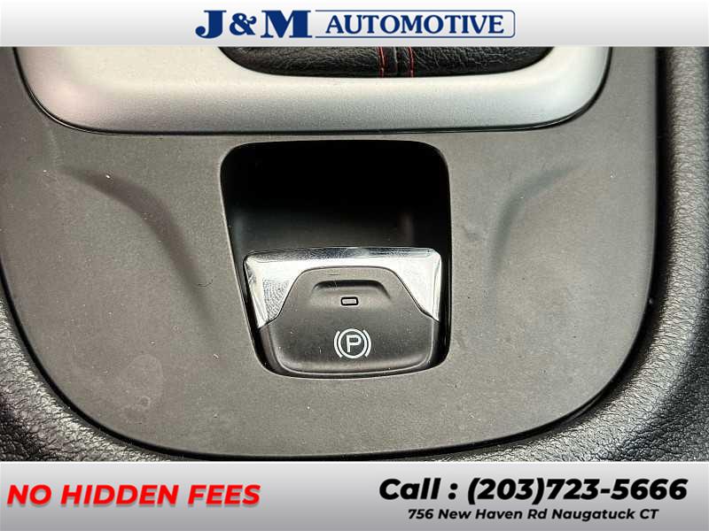 2016 Jeep Cherokee Trailhawk, available for sale in Naugatuck, Connecticut | J&M Automotive Sls&Svc LLC. Naugatuck, Connecticut 2016 Jeep Cherokee Trailhawk, available for sale in Naugatuck, Connecticut | J&M Automotive Sls&Svc LLC. Naugatuck, Connecticut