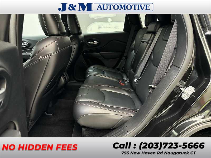 2016 Jeep Cherokee Trailhawk, available for sale in Naugatuck, Connecticut | J&M Automotive Sls&Svc LLC. Naugatuck, Connecticut 2016 Jeep Cherokee Trailhawk, available for sale in Naugatuck, Connecticut | J&M Automotive Sls&Svc LLC. Naugatuck, Connecticut