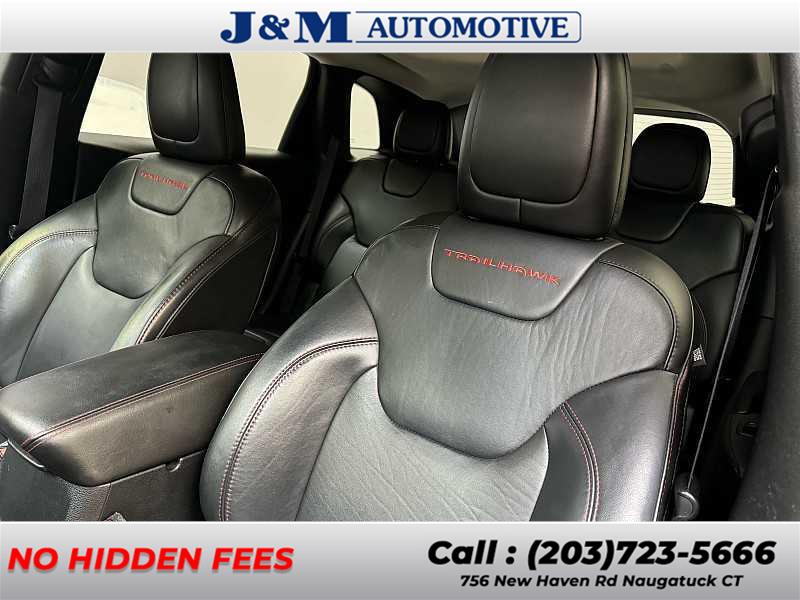 2016 Jeep Cherokee Trailhawk, available for sale in Naugatuck, Connecticut | J&M Automotive Sls&Svc LLC. Naugatuck, Connecticut 2016 Jeep Cherokee Trailhawk, available for sale in Naugatuck, Connecticut | J&M Automotive Sls&Svc LLC. Naugatuck, Connecticut
