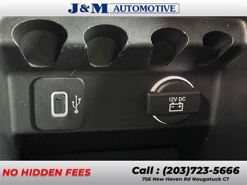 2016 Jeep Cherokee Trailhawk, available for sale in Naugatuck, Connecticut | J&M Automotive Sls&Svc LLC. Naugatuck, Connecticut 2016 Jeep Cherokee Trailhawk, available for sale in Naugatuck, Connecticut | J&M Automotive Sls&Svc LLC. Naugatuck, Connecticut