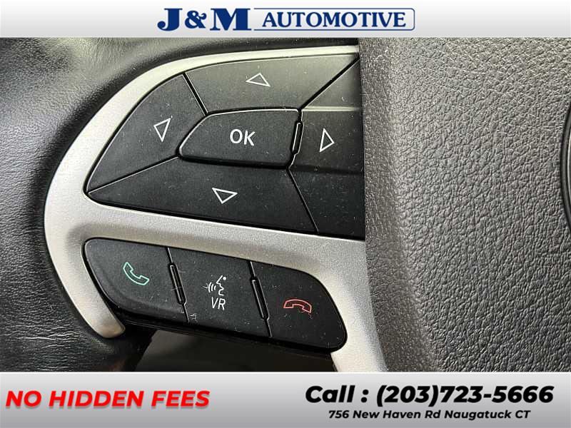 2016 Jeep Cherokee Trailhawk, available for sale in Naugatuck, Connecticut | J&M Automotive Sls&Svc LLC. Naugatuck, Connecticut 2016 Jeep Cherokee Trailhawk, available for sale in Naugatuck, Connecticut | J&M Automotive Sls&Svc LLC. Naugatuck, Connecticut