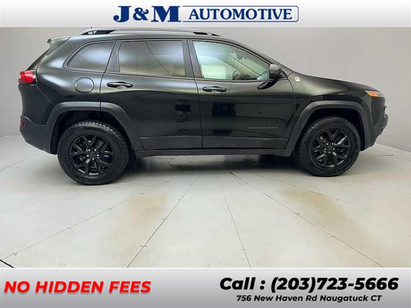 2016 Jeep Cherokee Trailhawk, available for sale in Naugatuck, Connecticut | J&M Automotive Sls&Svc LLC. Naugatuck, Connecticut 2016 Jeep Cherokee Trailhawk, available for sale in Naugatuck, Connecticut | J&M Automotive Sls&Svc LLC. Naugatuck, Connecticut