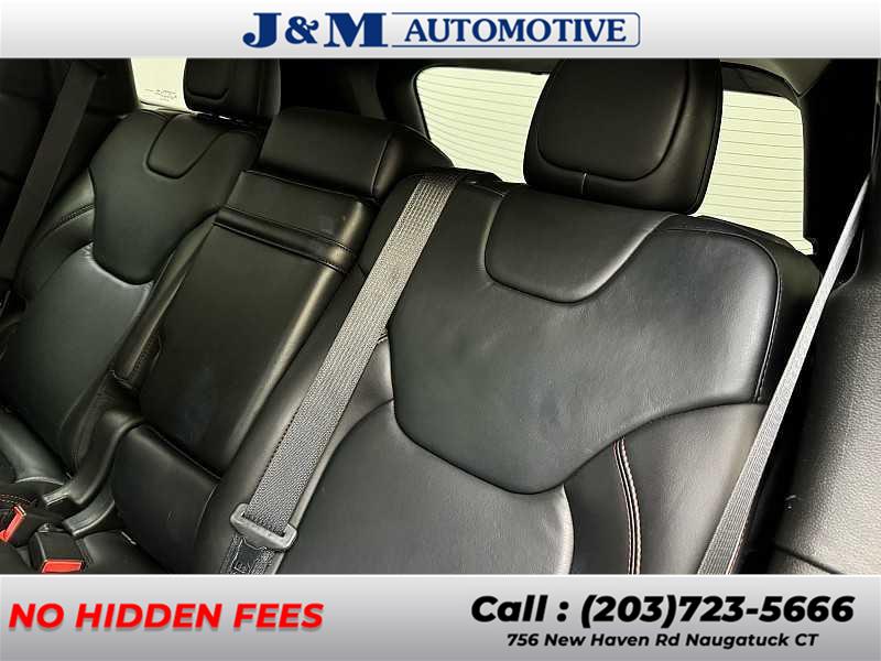2016 Jeep Cherokee Trailhawk, available for sale in Naugatuck, Connecticut | J&M Automotive Sls&Svc LLC. Naugatuck, Connecticut 2016 Jeep Cherokee Trailhawk, available for sale in Naugatuck, Connecticut | J&M Automotive Sls&Svc LLC. Naugatuck, Connecticut
