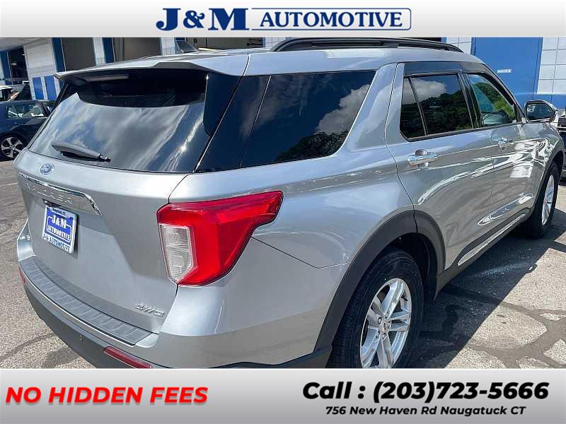 2021 Ford Explorer XLT photo 2