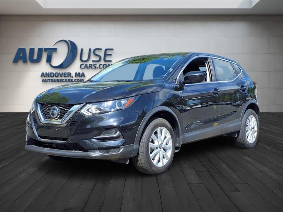 2020 Nissan Rogue Sport S's photo