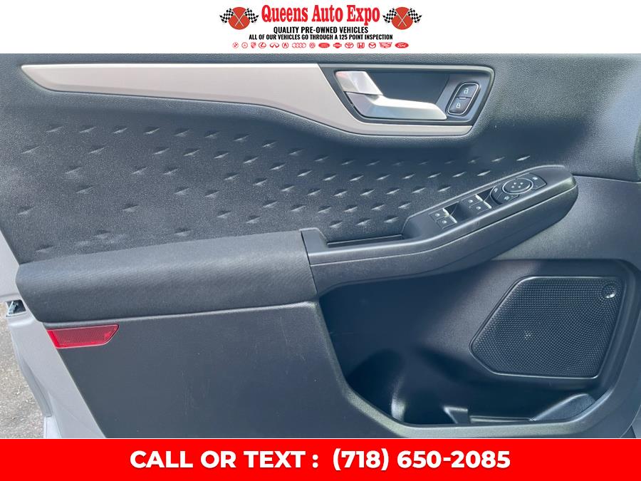 2020 Ford Escape SE AWD, available for sale in Woodside, New York | Queens Auto Expo. Woodside, New York 2020 Ford Escape SE AWD, available for sale in Woodside, New York | Queens Auto Expo. Woodside, New York