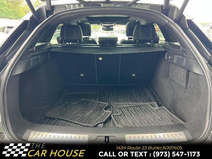 2019 Land Rover Range Rover Velar P340 R-Dynamic SE, available for sale in Butler, New Jersey | The Car House. Butler, New Jersey 2019 Land Rover Range Rover Velar P340 R-Dynamic SE, available for sale in Butler, New Jersey | The Car House. Butler, New Jersey