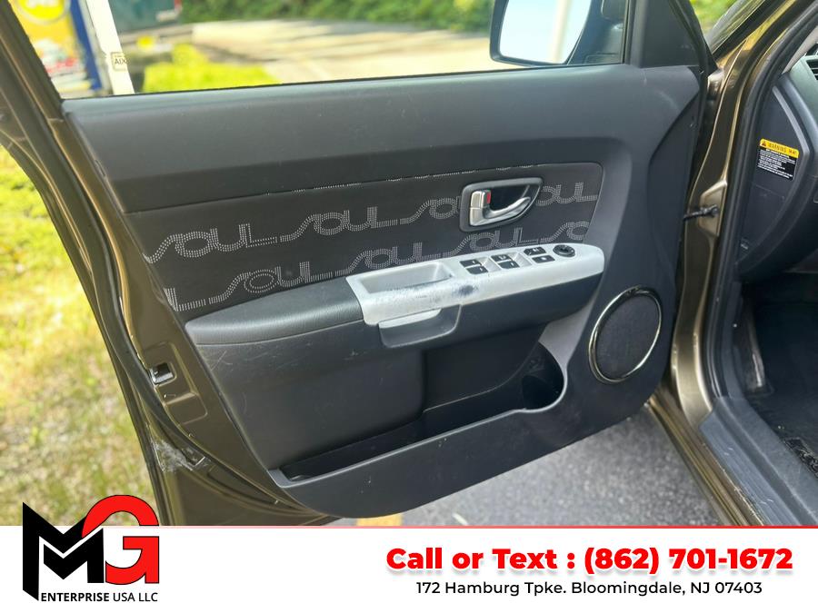 2012 Kia Soul 5dr Wgn Auto !, available for sale in Bloomingdale, New Jersey | MG Enterprise USA. Bloomingdale, New Jersey 2012 Kia Soul 5dr Wgn Auto !, available for sale in Bloomingdale, New Jersey | MG Enterprise USA. Bloomingdale, New Jersey
