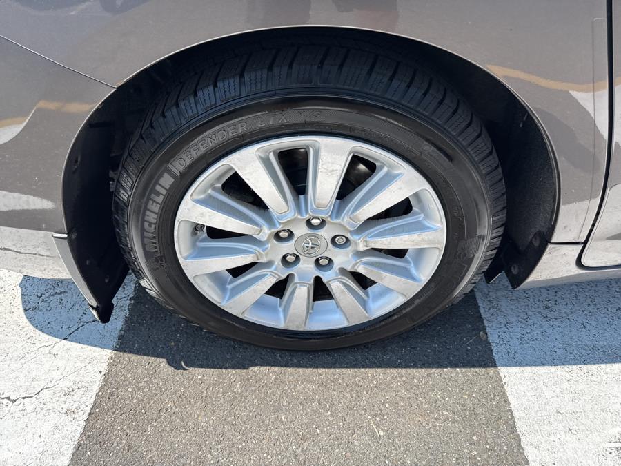 2011 Toyota Sienna 5dr 7-Pass Van V6 XLE FWD Limited, available for sale in Waterbury, Connecticut | National Auto Brokers, Inc.. Waterbury, Connecticut 2011 Toyota Sienna 5dr 7-Pass Van V6 XLE FWD Limited, available for sale in Waterbury, Connecticut | National Auto Brokers, Inc.. Waterbury, Connecticut