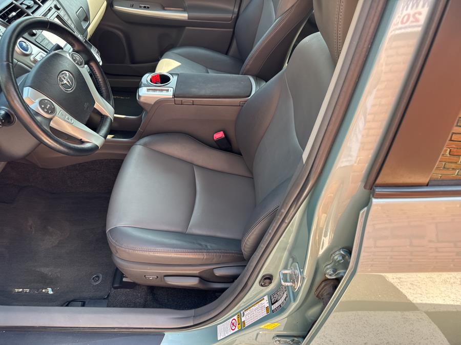 2014 Toyota Prius V 5dr Wgn Two, available for sale in Waterbury, Connecticut | National Auto Brokers, Inc.. Waterbury, Connecticut 2014 Toyota Prius V 5dr Wgn Two, available for sale in Waterbury, Connecticut | National Auto Brokers, Inc.. Waterbury, Connecticut