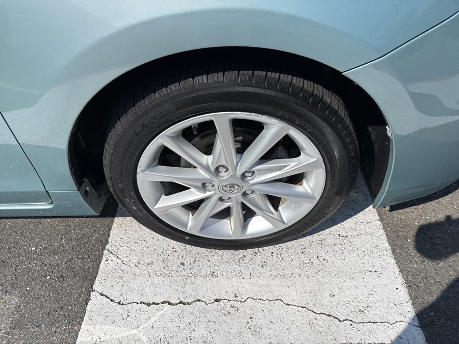 2014 Toyota Prius V 5dr Wgn Two, available for sale in Waterbury, Connecticut | National Auto Brokers, Inc.. Waterbury, Connecticut 2014 Toyota Prius V 5dr Wgn Two, available for sale in Waterbury, Connecticut | National Auto Brokers, Inc.. Waterbury, Connecticut