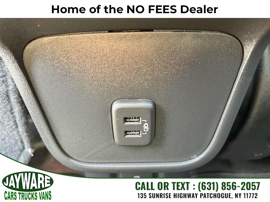 2022 GMC Terrain AWD 4dr AT4, available for sale in Patchogue, New York | Jayware Cars Trucks Vans. Patchogue, New York 2022 GMC Terrain AWD 4dr AT4, available for sale in Patchogue, New York | Jayware Cars Trucks Vans. Patchogue, New York