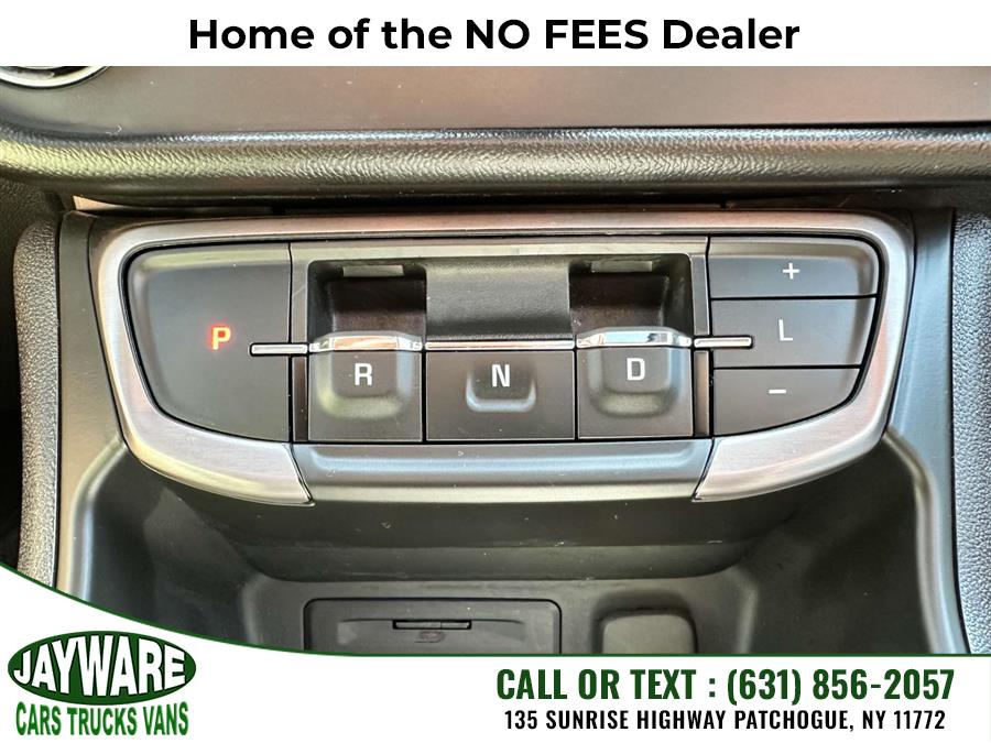 2022 GMC Terrain AWD 4dr AT4, available for sale in Patchogue, New York | Jayware Cars Trucks Vans. Patchogue, New York 2022 GMC Terrain AWD 4dr AT4, available for sale in Patchogue, New York | Jayware Cars Trucks Vans. Patchogue, New York
