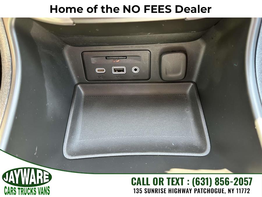 2022 GMC Terrain AWD 4dr AT4, available for sale in Patchogue, New York | Jayware Cars Trucks Vans. Patchogue, New York 2022 GMC Terrain AWD 4dr AT4, available for sale in Patchogue, New York | Jayware Cars Trucks Vans. Patchogue, New York