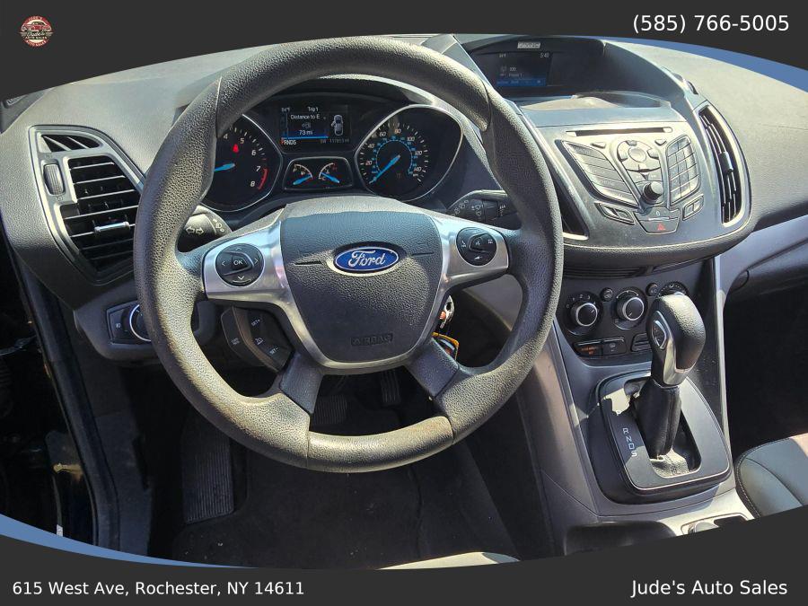 2016 Ford Escape SE Sport Utility 4D, available for sale in Wolcott, New York | Auto Hunter CNY. Wolcott, New York 2016 Ford Escape SE Sport Utility 4D, available for sale in Wolcott, New York | Auto Hunter CNY. Wolcott, New York