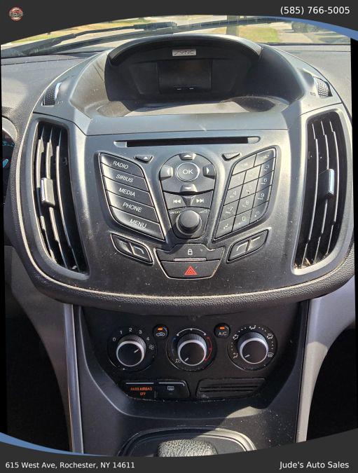 2016 Ford Escape SE Sport Utility 4D, available for sale in Wolcott, New York | Auto Hunter CNY. Wolcott, New York 2016 Ford Escape SE Sport Utility 4D, available for sale in Wolcott, New York | Auto Hunter CNY. Wolcott, New York