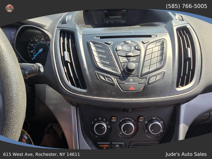 2016 Ford Escape SE Sport Utility 4D, available for sale in Wolcott, New York | Auto Hunter CNY. Wolcott, New York 2016 Ford Escape SE Sport Utility 4D, available for sale in Wolcott, New York | Auto Hunter CNY. Wolcott, New York