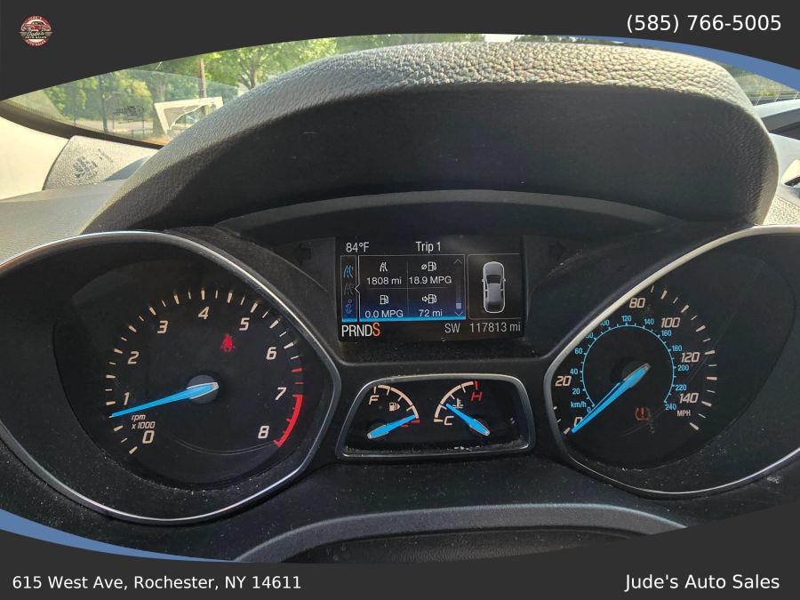 2016 Ford Escape SE Sport Utility 4D, available for sale in Wolcott, New York | Auto Hunter CNY. Wolcott, New York 2016 Ford Escape SE Sport Utility 4D, available for sale in Wolcott, New York | Auto Hunter CNY. Wolcott, New York