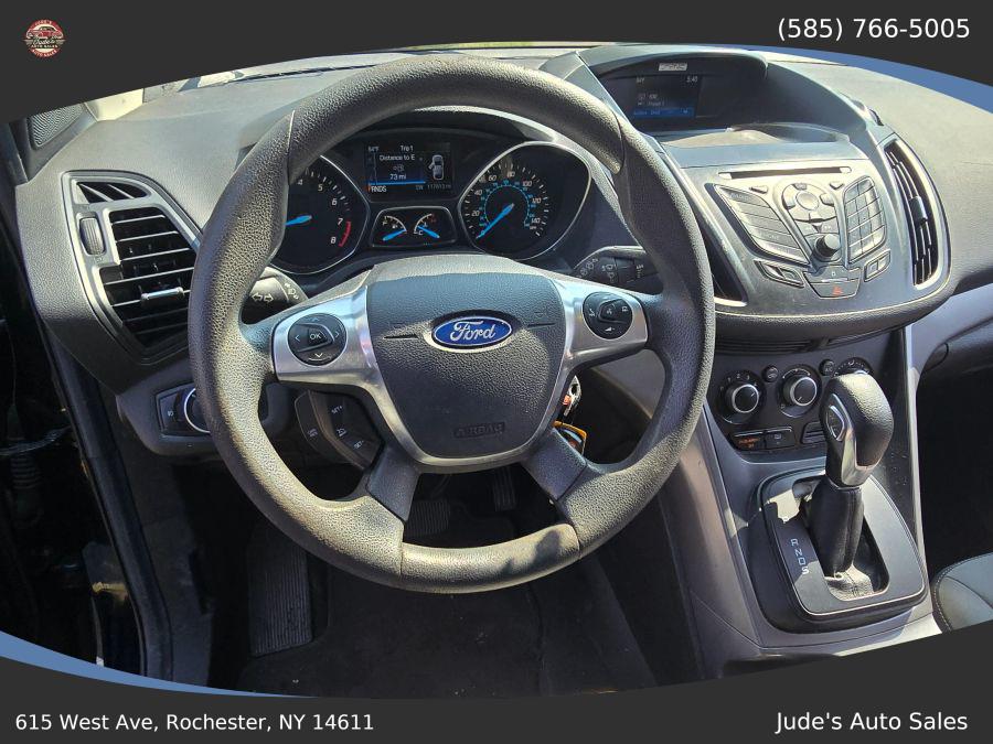 2016 Ford Escape SE Sport Utility 4D, available for sale in Wolcott, New York | Auto Hunter CNY. Wolcott, New York 2016 Ford Escape SE Sport Utility 4D, available for sale in Wolcott, New York | Auto Hunter CNY. Wolcott, New York