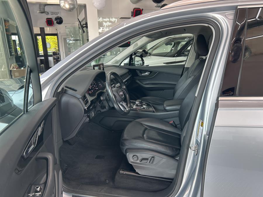 2018 Audi Q7 3.0 TFSI Premium Plus, available for sale in Jersey City, New Jersey | Luxe Auto Galleria. Jersey City, New Jersey 2018 Audi Q7 3.0 TFSI Premium Plus, available for sale in Jersey City, New Jersey | Luxe Auto Galleria. Jersey City, New Jersey