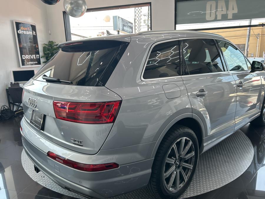 2018 Audi Q7 3.0 TFSI Premium Plus, available for sale in Jersey City, New Jersey | Luxe Auto Galleria. Jersey City, New Jersey 2018 Audi Q7 3.0 TFSI Premium Plus, available for sale in Jersey City, New Jersey | Luxe Auto Galleria. Jersey City, New Jersey