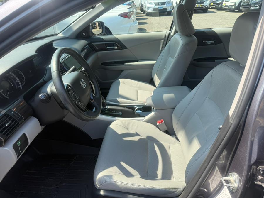 2016 Honda Accord Sedan 4dr V6 Auto EX-L w/Navi & Honda Sensing, available for sale in Hartford, Connecticut | VEB Auto Sales. Hartford, Connecticut 2016 Honda Accord Sedan 4dr V6 Auto EX-L w/Navi & Honda Sensing, available for sale in Hartford, Connecticut | VEB Auto Sales. Hartford, Connecticut