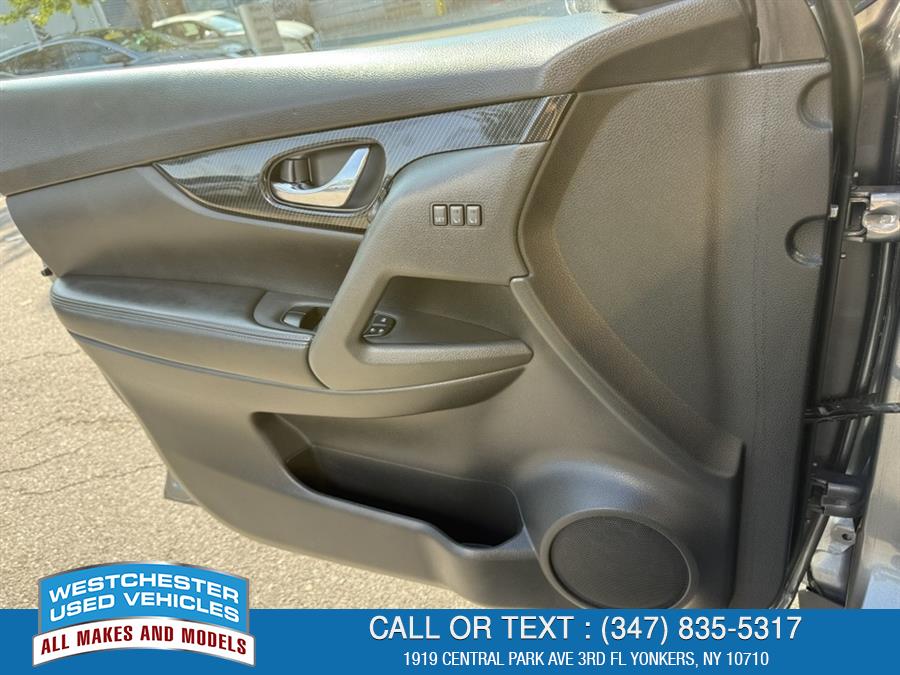 2018 Nissan Rogue SL, available for sale in Yonkers, New York | Apex Westchester Used Vehicles. Yonkers, New York 2018 Nissan Rogue SL, available for sale in Yonkers, New York | Apex Westchester Used Vehicles. Yonkers, New York