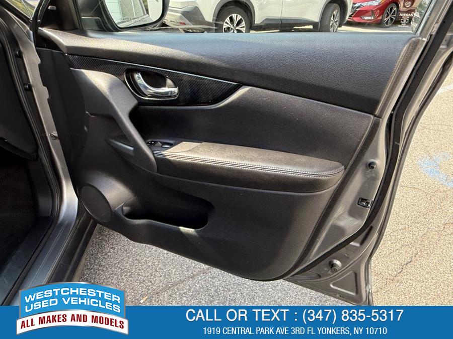 2018 Nissan Rogue SL, available for sale in Yonkers, New York | Apex Westchester Used Vehicles. Yonkers, New York 2018 Nissan Rogue SL, available for sale in Yonkers, New York | Apex Westchester Used Vehicles. Yonkers, New York
