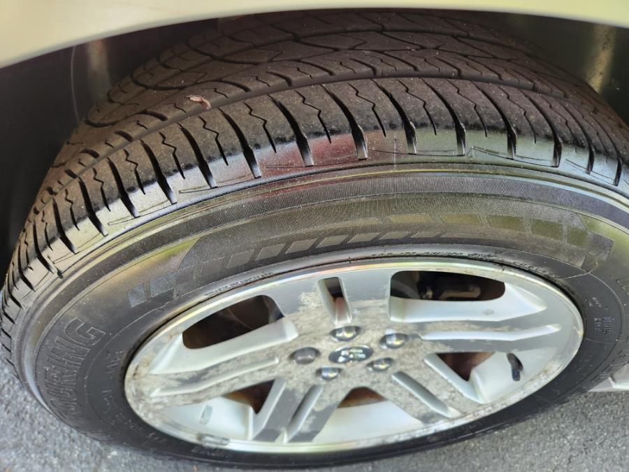 2006 Dodge Charger 4dr Sdn RWD, available for sale in West Babylon, New York | SGM Auto Sales. West Babylon, New York 2006 Dodge Charger 4dr Sdn RWD, available for sale in West Babylon, New York | SGM Auto Sales. West Babylon, New York