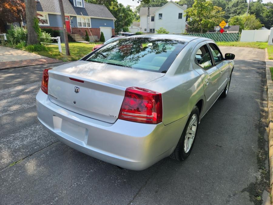 2006 Dodge Charger 4dr Sdn RWD, available for sale in West Babylon, New York | SGM Auto Sales. West Babylon, New York 2006 Dodge Charger 4dr Sdn RWD, available for sale in West Babylon, New York | SGM Auto Sales. West Babylon, New York