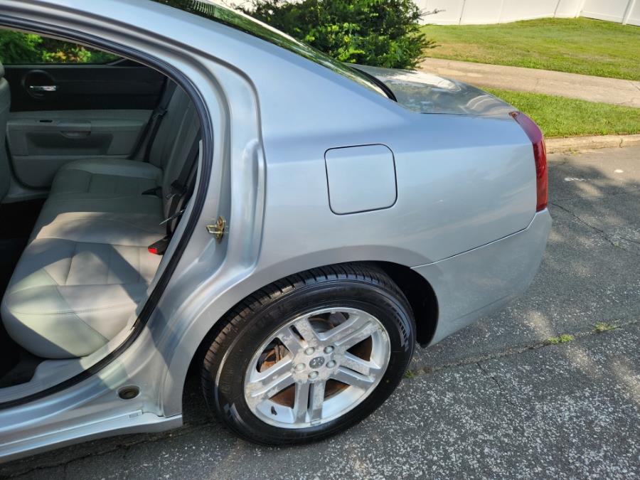 2006 Dodge Charger 4dr Sdn RWD, available for sale in West Babylon, New York | SGM Auto Sales. West Babylon, New York 2006 Dodge Charger 4dr Sdn RWD, available for sale in West Babylon, New York | SGM Auto Sales. West Babylon, New York