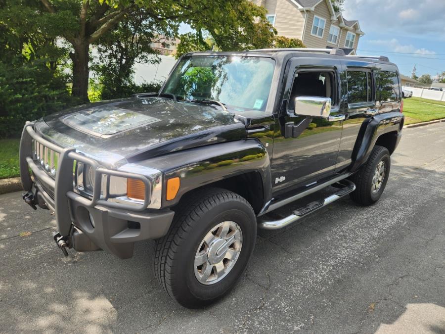 2007 HUMMER H3 4WD 4dr SUV, available for sale in West Babylon, New York | SGM Auto Sales. West Babylon, New York 2007 HUMMER H3 4WD 4dr SUV, available for sale in West Babylon, New York | SGM Auto Sales. West Babylon, New York