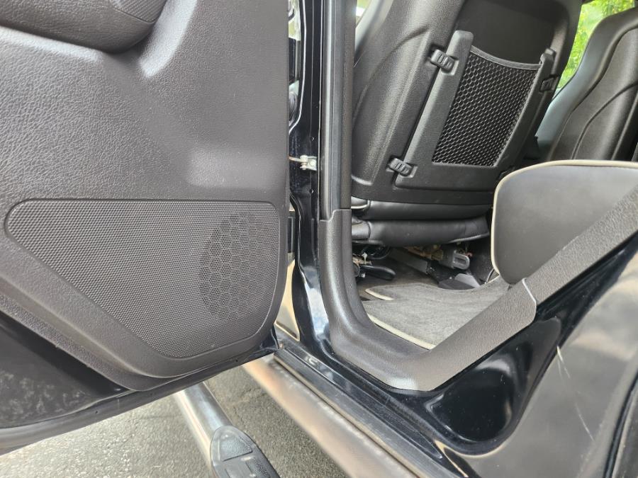 2007 HUMMER H3 4WD 4dr SUV, available for sale in West Babylon, New York | SGM Auto Sales. West Babylon, New York 2007 HUMMER H3 4WD 4dr SUV, available for sale in West Babylon, New York | SGM Auto Sales. West Babylon, New York