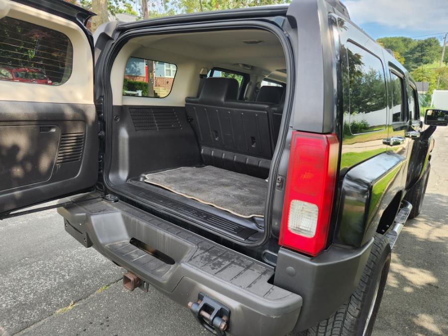 2007 HUMMER H3 4WD 4dr SUV, available for sale in West Babylon, New York | SGM Auto Sales. West Babylon, New York 2007 HUMMER H3 4WD 4dr SUV, available for sale in West Babylon, New York | SGM Auto Sales. West Babylon, New York