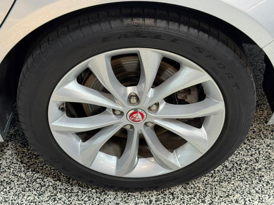 2018 Jaguar XF Sedan 25t Premium AWD, available for sale in Oxford, Connecticut | Buonauto Enterprises. Oxford, Connecticut 2018 Jaguar XF Sedan 25t Premium AWD, available for sale in Oxford, Connecticut | Buonauto Enterprises. Oxford, Connecticut