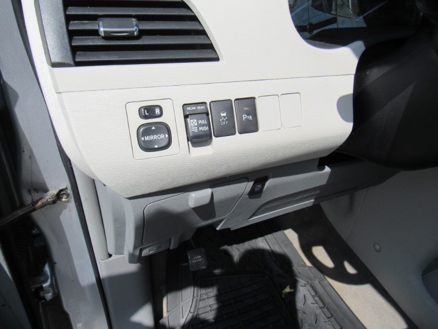 2014 Toyota Sienna XLE, available for sale in Worcester, Massachusetts | Hilario's Auto Sales Inc.. Worcester, Massachusetts 2014 Toyota Sienna XLE, available for sale in Worcester, Massachusetts | Hilario's Auto Sales Inc.. Worcester, Massachusetts