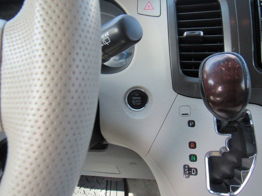2014 Toyota Sienna XLE, available for sale in Worcester, Massachusetts | Hilario's Auto Sales Inc.. Worcester, Massachusetts 2014 Toyota Sienna XLE, available for sale in Worcester, Massachusetts | Hilario's Auto Sales Inc.. Worcester, Massachusetts
