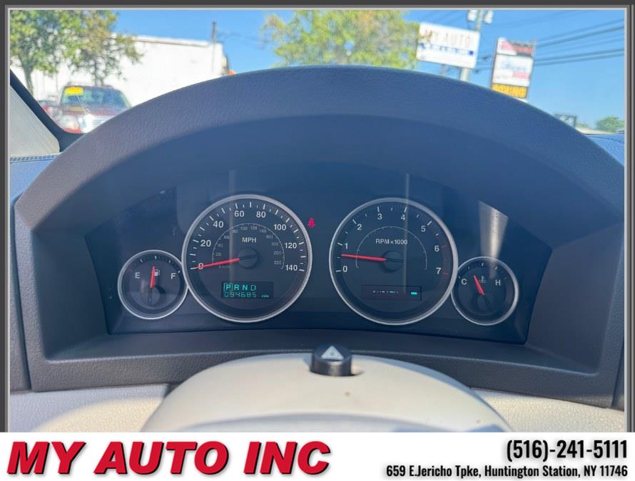 2005 Jeep Grand Cherokee 4dr Limited 4WD, available for sale in Huntington Station, New York | My Auto Inc.. Huntington Station, New York 2005 Jeep Grand Cherokee 4dr Limited 4WD, available for sale in Huntington Station, New York | My Auto Inc.. Huntington Station, New York