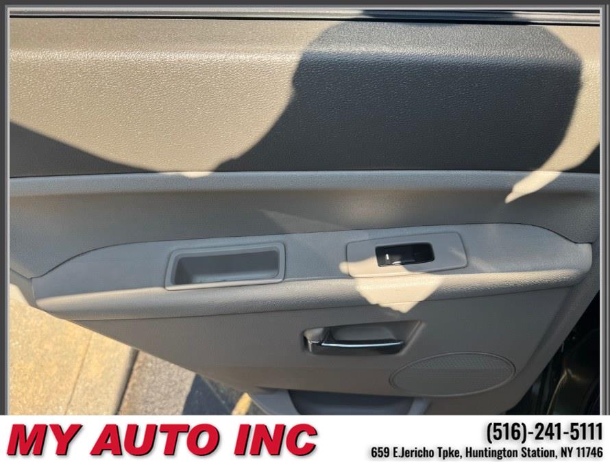 2008 Jeep Grand Cherokee 4WD 4dr Overland, available for sale in Huntington Station, New York | My Auto Inc.. Huntington Station, New York 2008 Jeep Grand Cherokee 4WD 4dr Overland, available for sale in Huntington Station, New York | My Auto Inc.. Huntington Station, New York