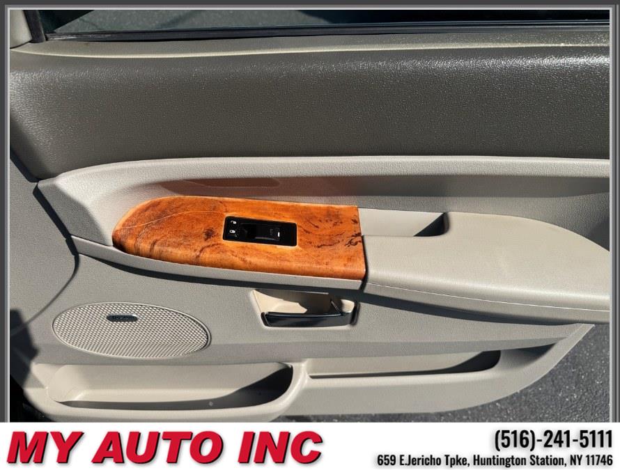 2008 Jeep Grand Cherokee 4WD 4dr Overland, available for sale in Huntington Station, New York | My Auto Inc.. Huntington Station, New York 2008 Jeep Grand Cherokee 4WD 4dr Overland, available for sale in Huntington Station, New York | My Auto Inc.. Huntington Station, New York