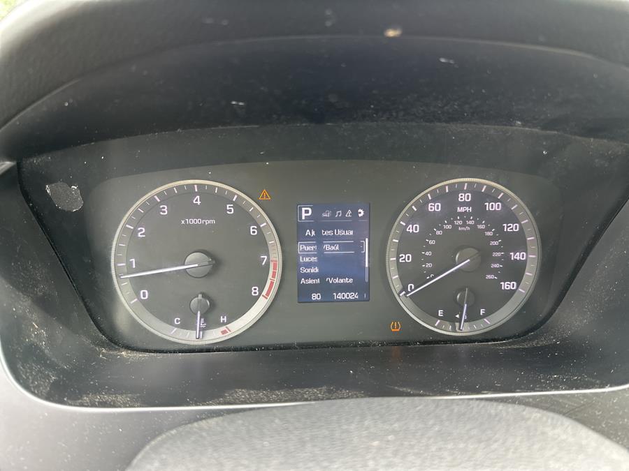 2015 Hyundai Sonata 4dr Sdn 2.4L Sport, available for sale in Milford, Connecticut | Dealertown Auto Wholesalers. Milford, Connecticut 2015 Hyundai Sonata 4dr Sdn 2.4L Sport, available for sale in Milford, Connecticut | Dealertown Auto Wholesalers. Milford, Connecticut