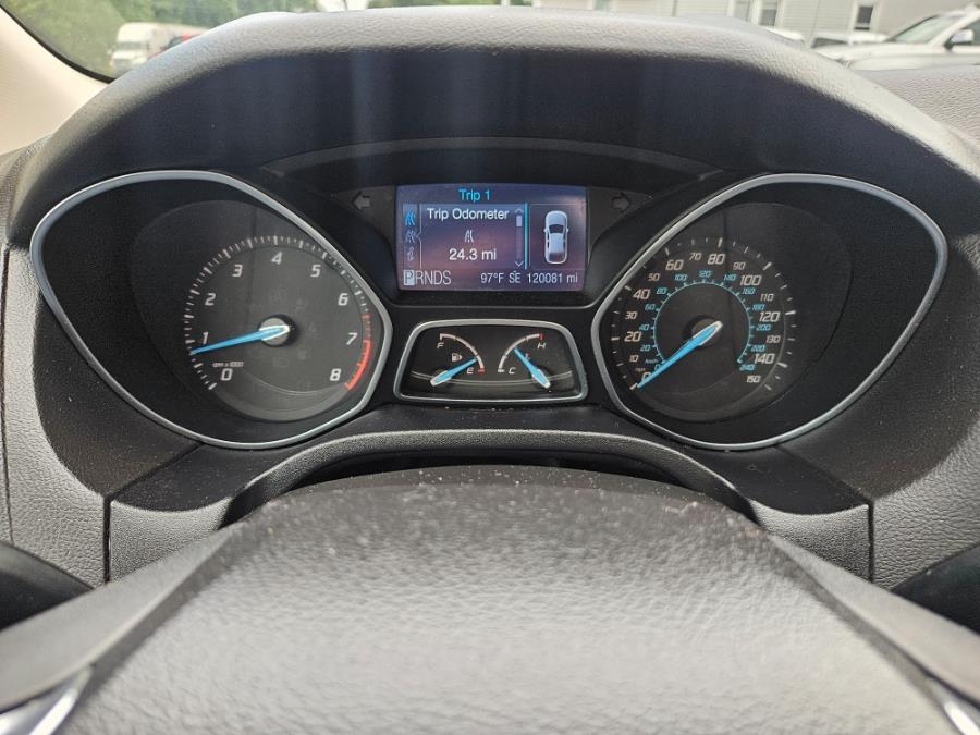 2012 Ford Focus 4dr Sdn SEL Leather & Sunroof, available for sale in East Windsor, Connecticut | Toro Auto. East Windsor, Connecticut 2012 Ford Focus 4dr Sdn SEL Leather & Sunroof, available for sale in East Windsor, Connecticut | Toro Auto. East Windsor, Connecticut