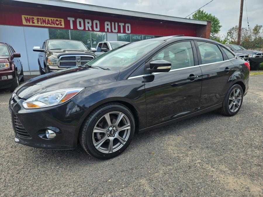 2012 Ford Focus 4dr Sdn SEL Leather & Sunroof, available for sale in East Windsor, Connecticut | Toro Auto. East Windsor, Connecticut 2012 Ford Focus 4dr Sdn SEL Leather & Sunroof, available for sale in East Windsor, Connecticut | Toro Auto. East Windsor, Connecticut