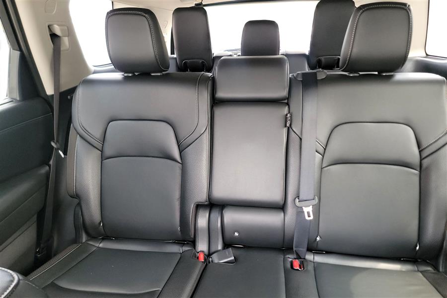 2023 Nissan Pathfinder SL photo 14