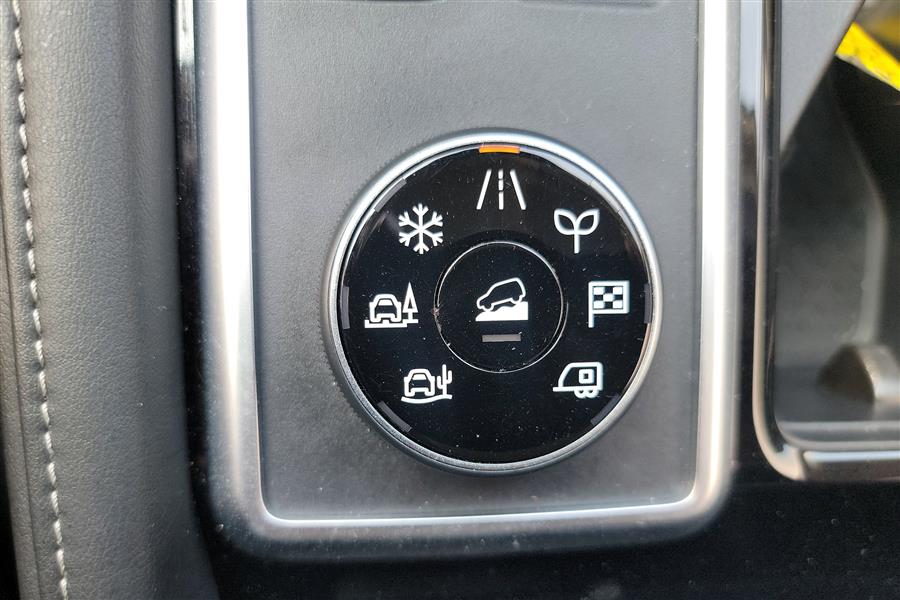 2023 Nissan Pathfinder SL photo 35