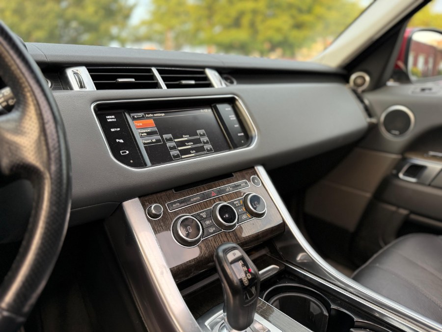 2015 Land Rover Range Rover Sport 4WD 4dr HSE, available for sale in Hicksville, New York | REGAL AUTOHAUS Auto Service and Sales. Hicksville, New York 2015 Land Rover Range Rover Sport 4WD 4dr HSE, available for sale in Hicksville, New York | REGAL AUTOHAUS Auto Service and Sales. Hicksville, New York
