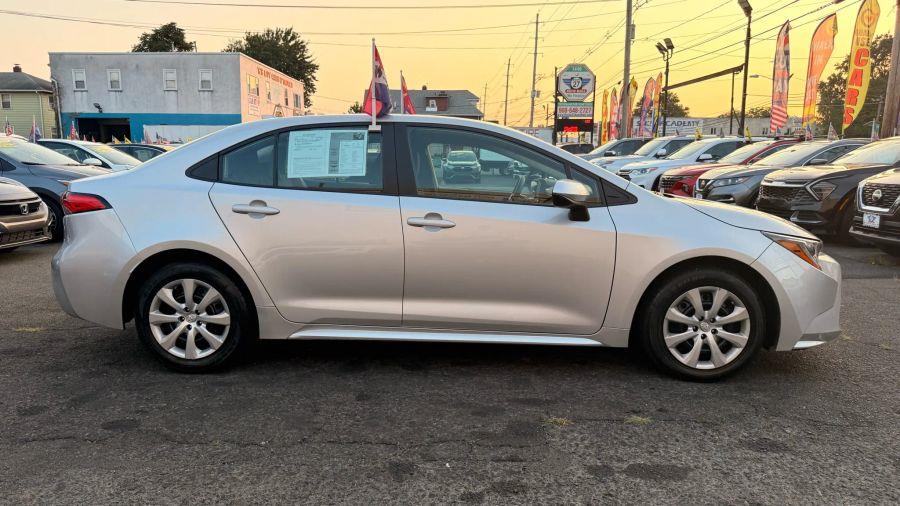 2022 Toyota Corolla LE Sedan 4D, available for sale in Linden, New Jersey | Route 27 Auto Mall. Linden, New Jersey 2022 Toyota Corolla LE Sedan 4D, available for sale in Linden, New Jersey | Route 27 Auto Mall. Linden, New Jersey