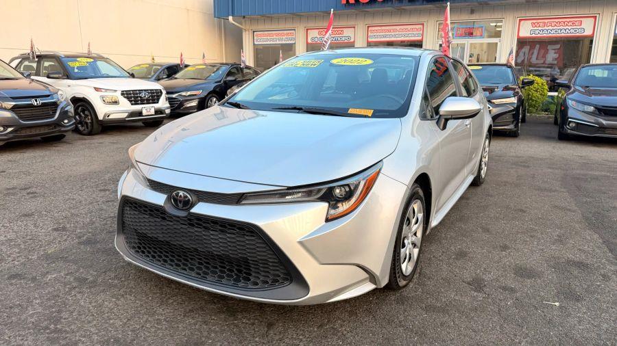 2022 Toyota Corolla LE Sedan 4D, available for sale in Linden, New Jersey | Route 27 Auto Mall. Linden, New Jersey 2022 Toyota Corolla LE Sedan 4D, available for sale in Linden, New Jersey | Route 27 Auto Mall. Linden, New Jersey