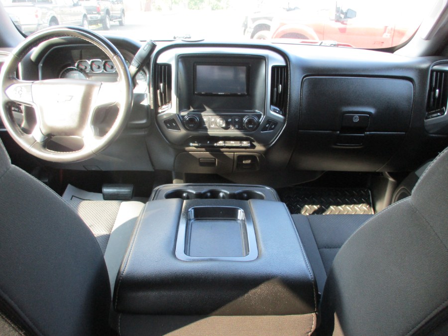 2017 Chevrolet Silverado 1500 4WD Crew Cab 143.5" LT w/2LT, available for sale in Suffield, Connecticut | Suffield Auto LLC. Suffield, Connecticut 2017 Chevrolet Silverado 1500 4WD Crew Cab 143.5" LT w/2LT, available for sale in Suffield, Connecticut | Suffield Auto LLC. Suffield, Connecticut