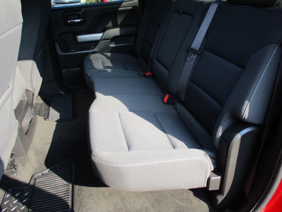 2017 Chevrolet Silverado 1500 4WD Crew Cab 143.5" LT w/2LT, available for sale in Suffield, Connecticut | Suffield Auto LLC. Suffield, Connecticut 2017 Chevrolet Silverado 1500 4WD Crew Cab 143.5" LT w/2LT, available for sale in Suffield, Connecticut | Suffield Auto LLC. Suffield, Connecticut